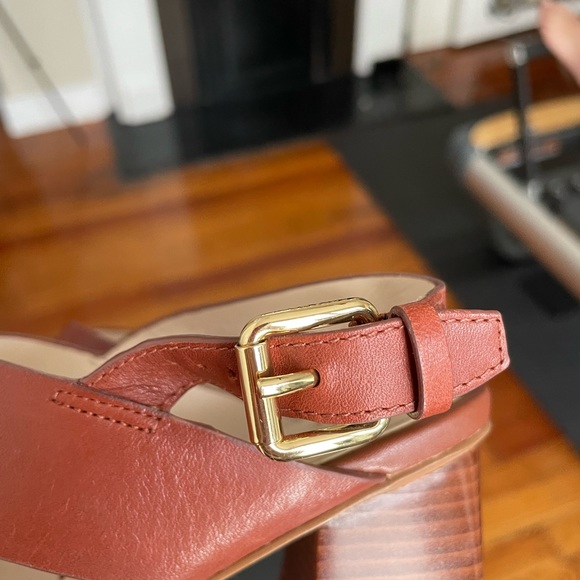 Cole haan cushioned heels sz 6.5 - Picture 9 of 12